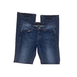 White House black market noir 4r bootleg jeans